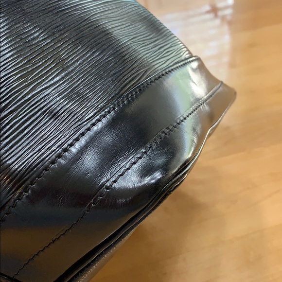 Louis Vuitton Epi Noe GM - Picture 7 of 16